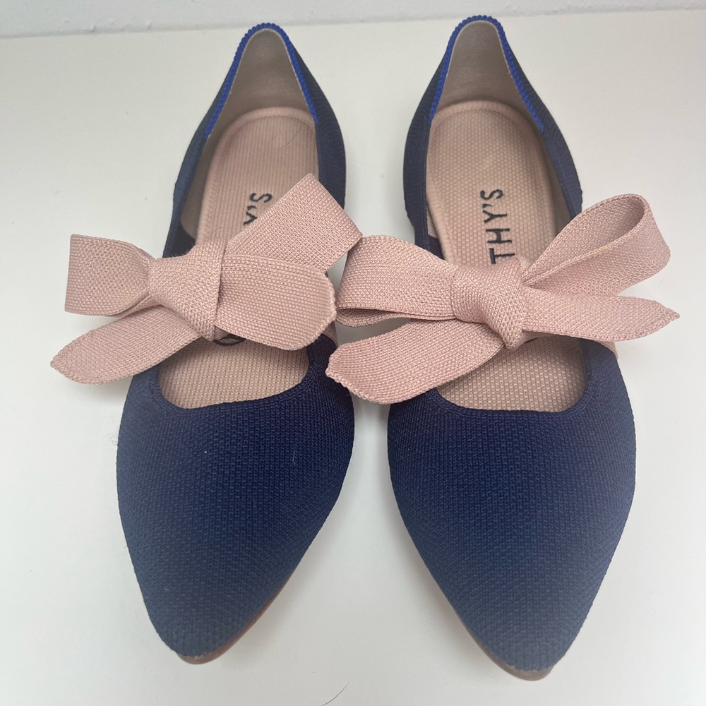 Rothys size 6.5 navy and tan